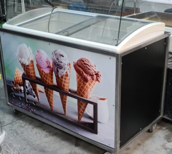 Ijsvitrine